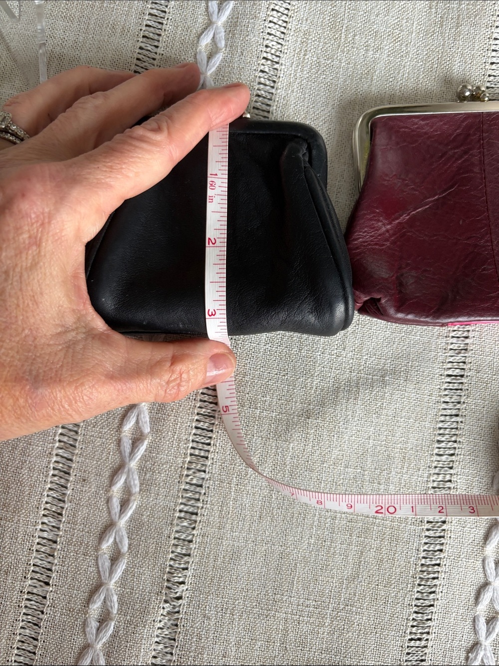 Vintage Genuine Leather Kiss-Lock Coin Purse - Black - Picture 14 of 16